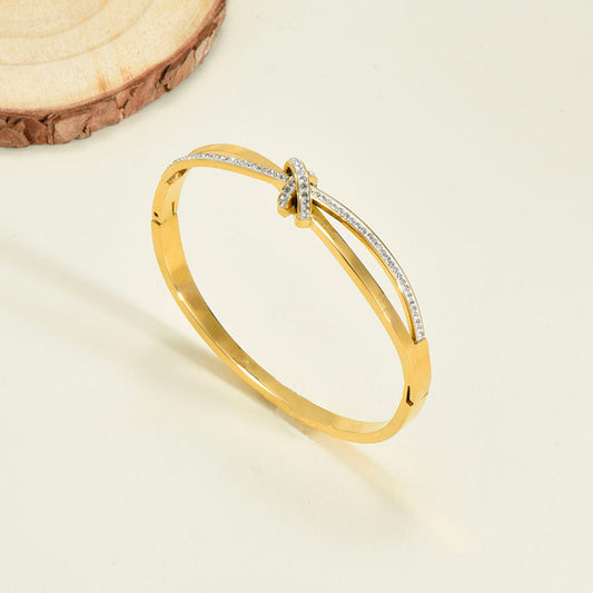 Neso Bangle